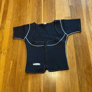 Aranza Black Surf/Beach/Snorkel Short Sleeve Vest Size M